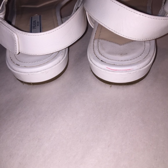 authentic PRADA size 38.5 white CALFSKIN thong toe - Picture 6 of 8